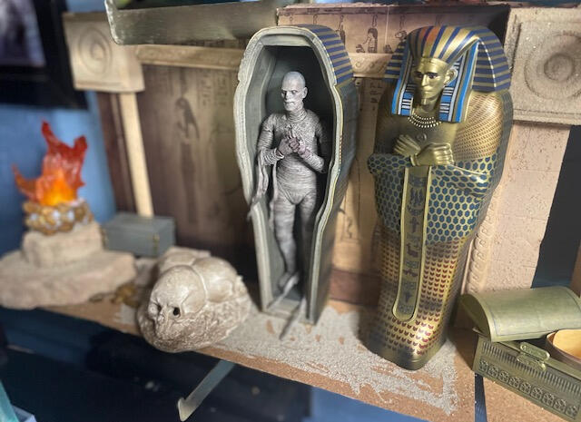 Mummy diorama Mummy diorama